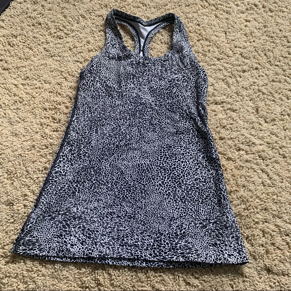 Lululemon tank top
